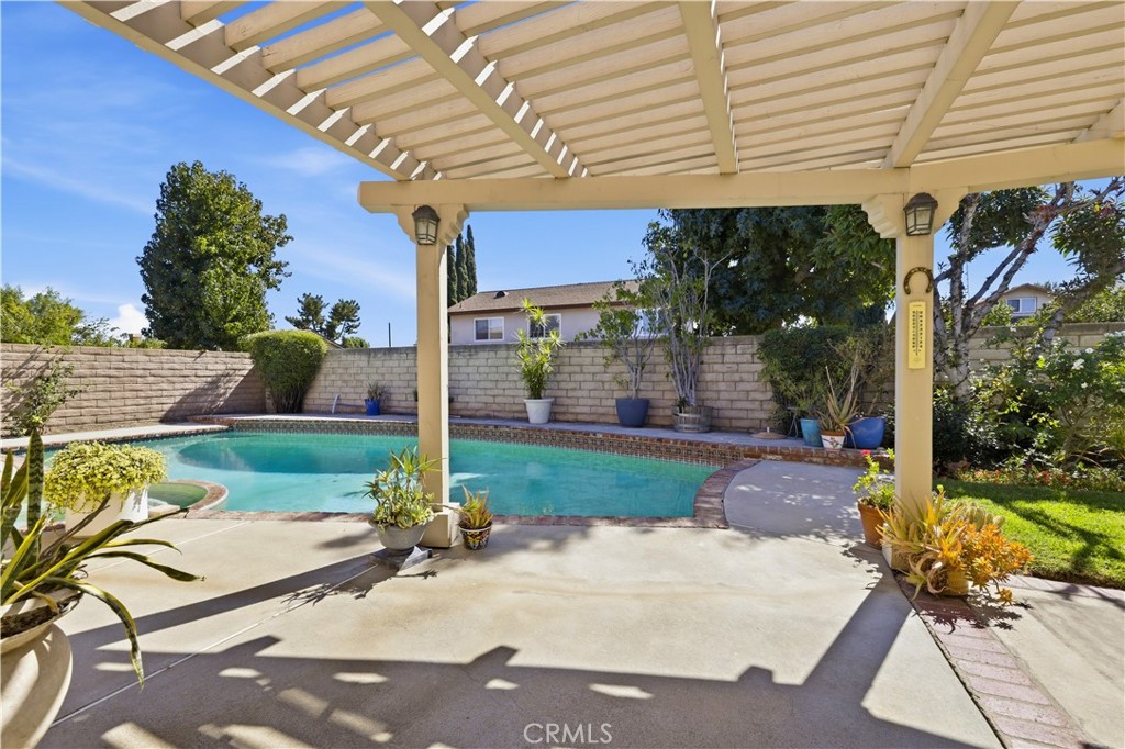 Property photo 40