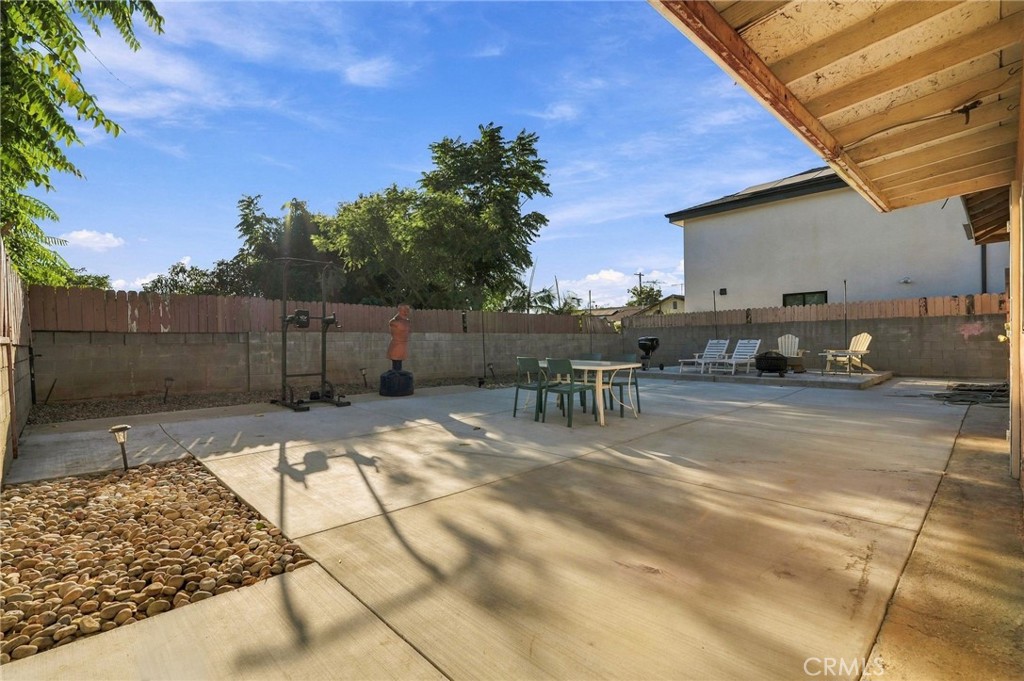 Property photo 37