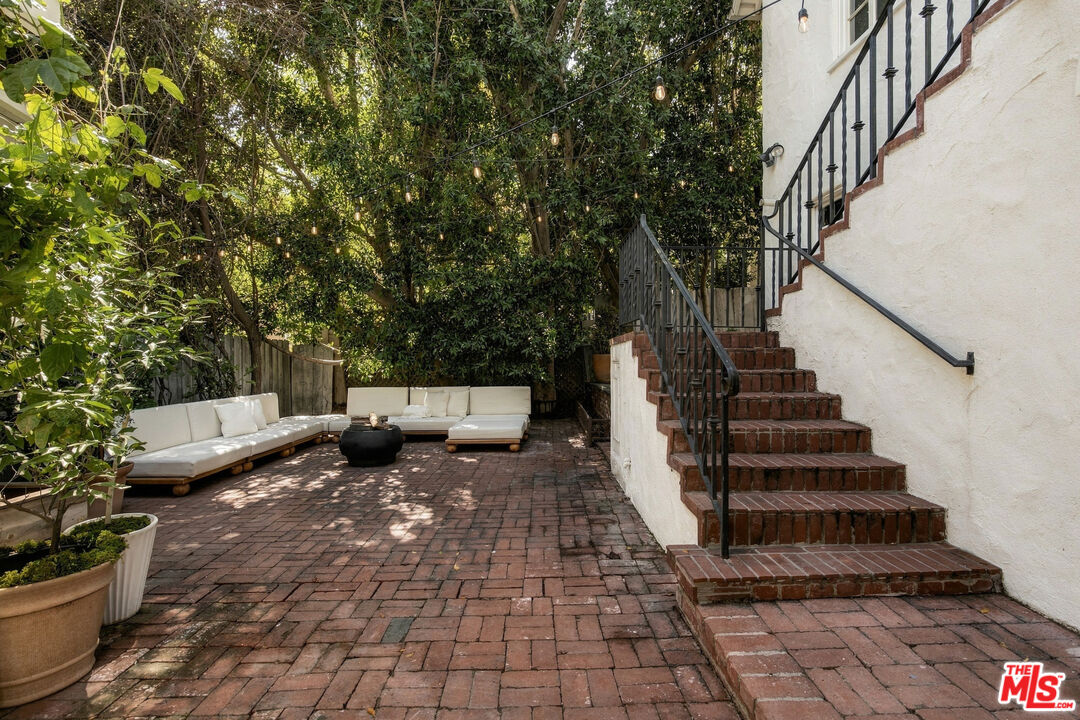 Property photo 40