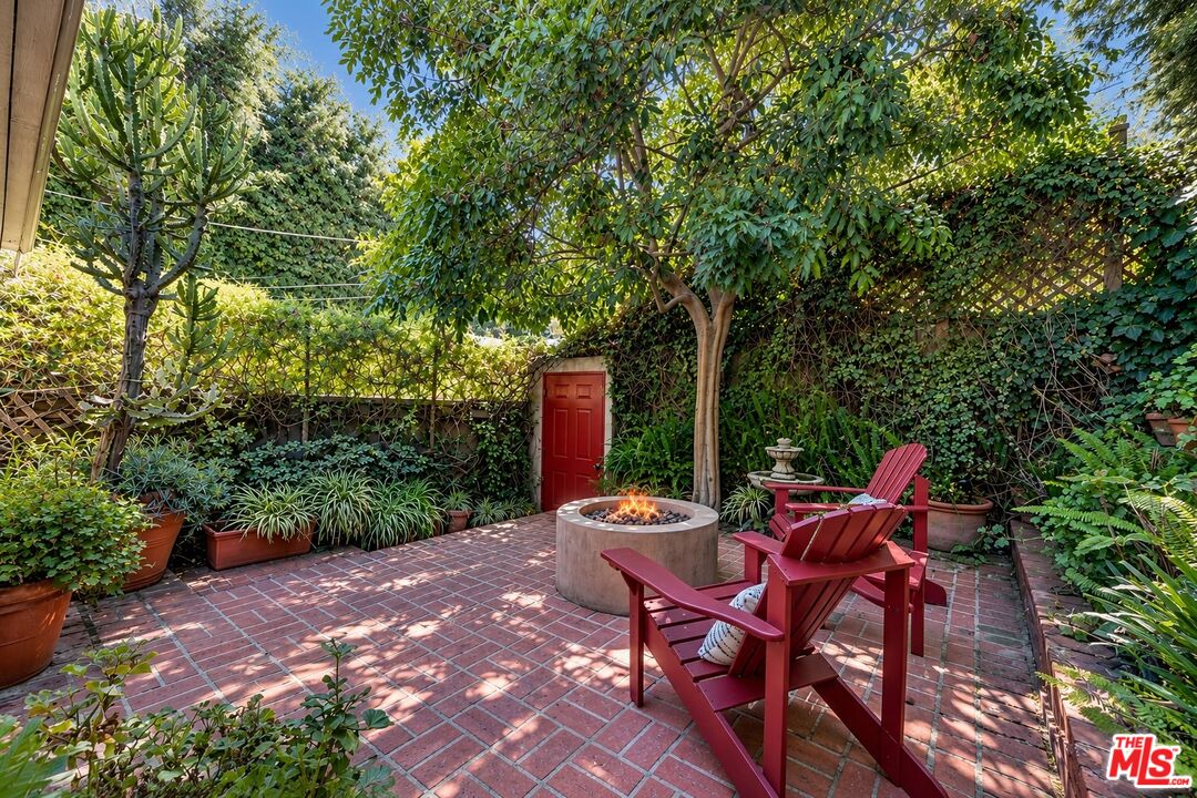 Property photo 24