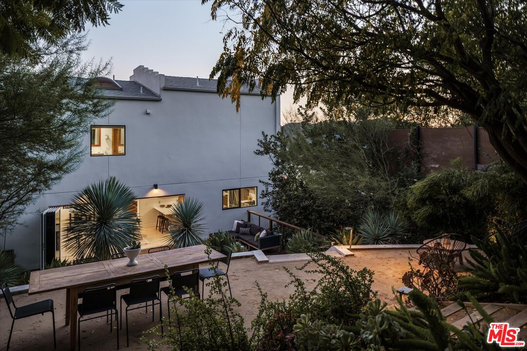 Property photo 43