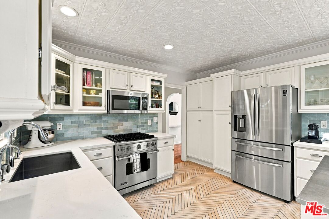 Property photo 30