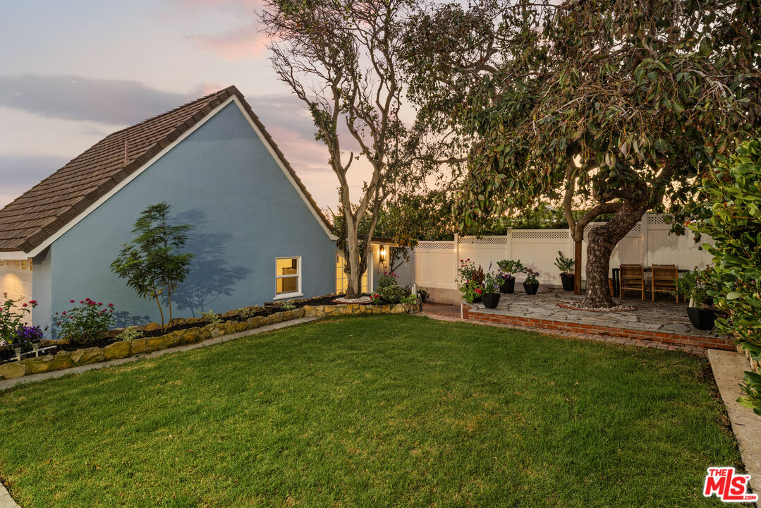 Property photo 28