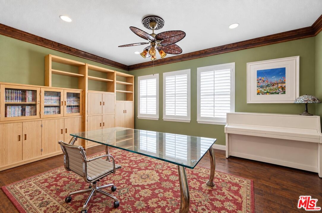 Property photo 30