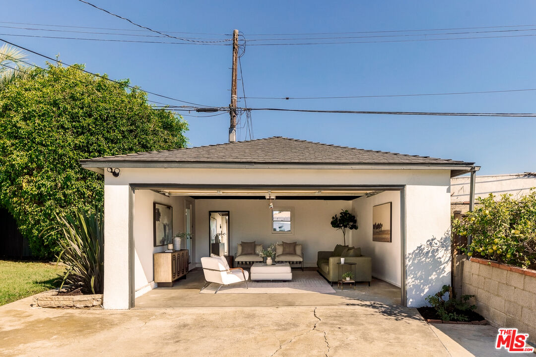 Property photo 33