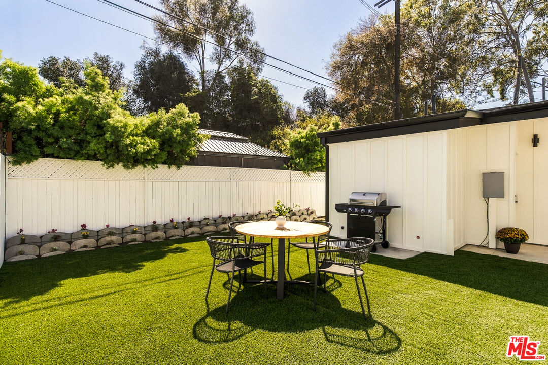 Property photo 32