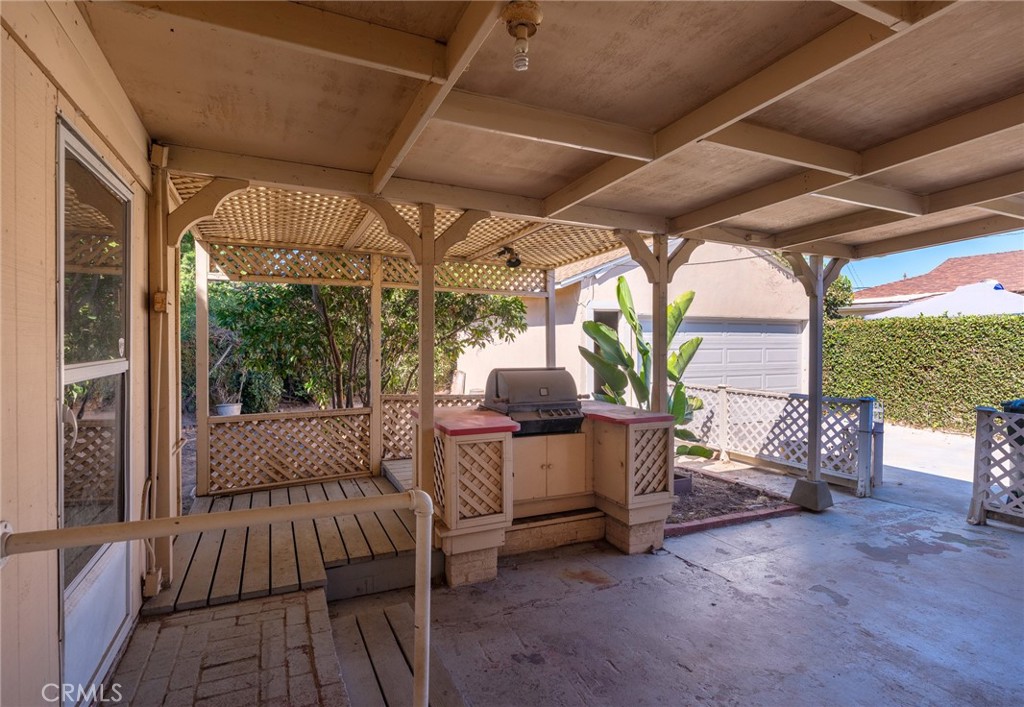 Property photo 35