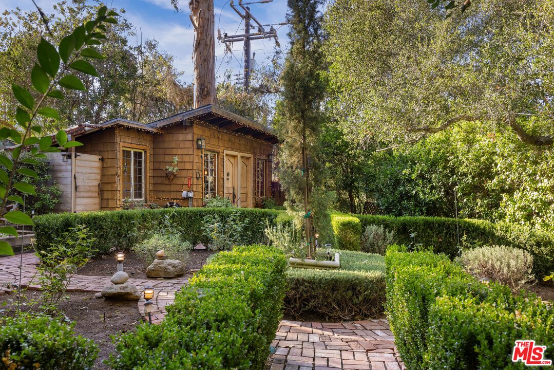 Property photo 34