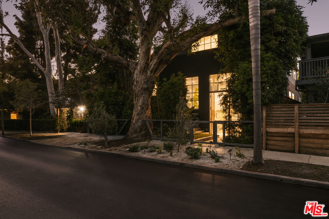 Property photo 41