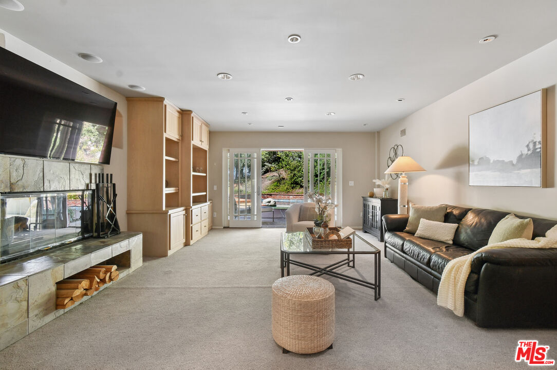 Property photo 40