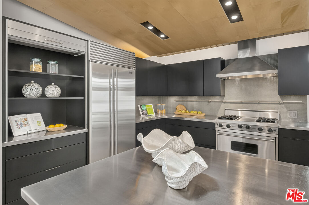 Property photo 24