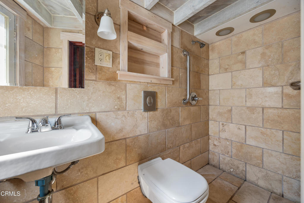 Property photo 33