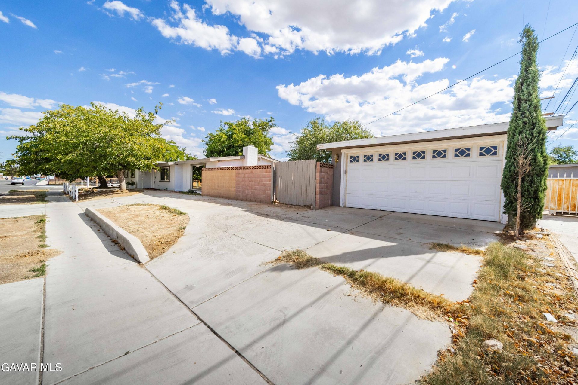 Property photo 38