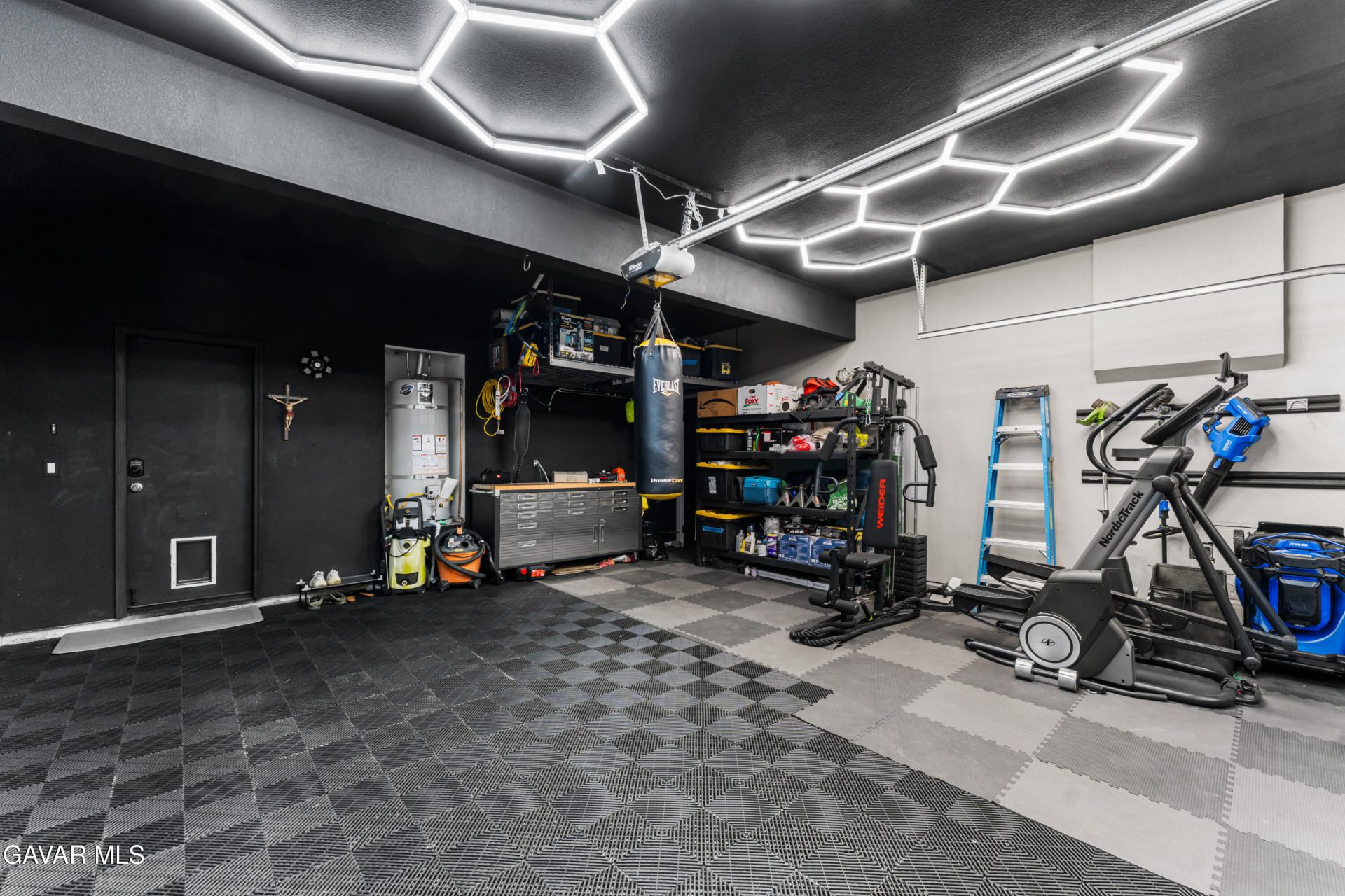 Property photo 42