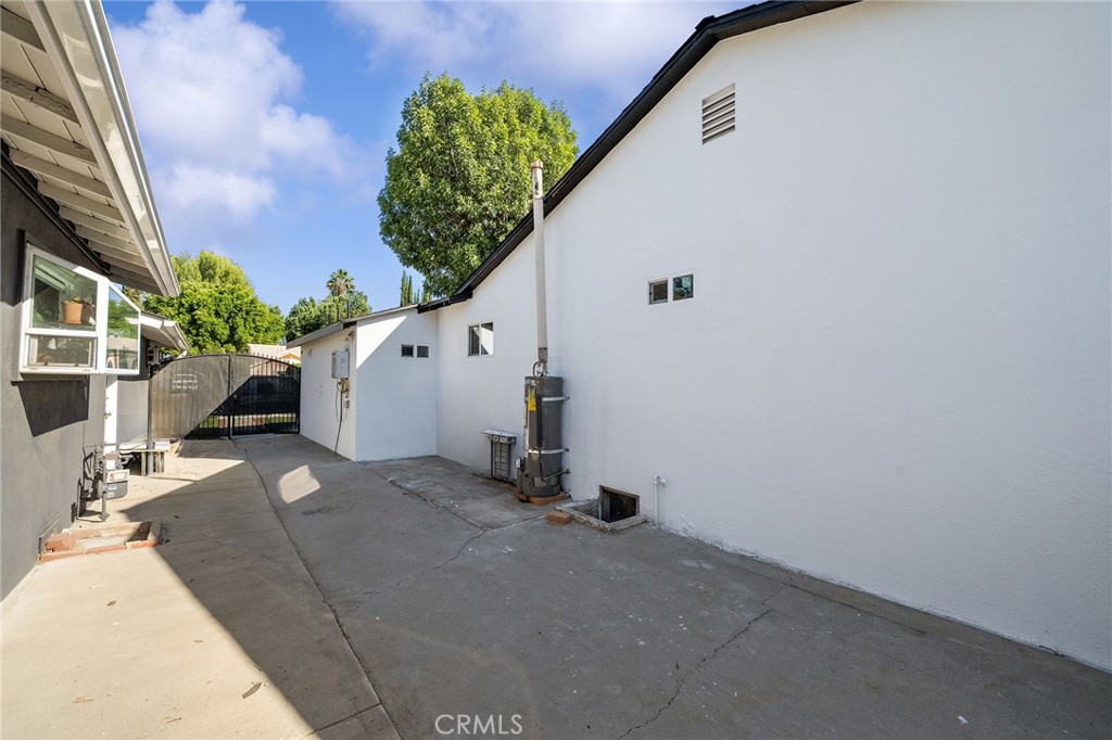 Property photo 34