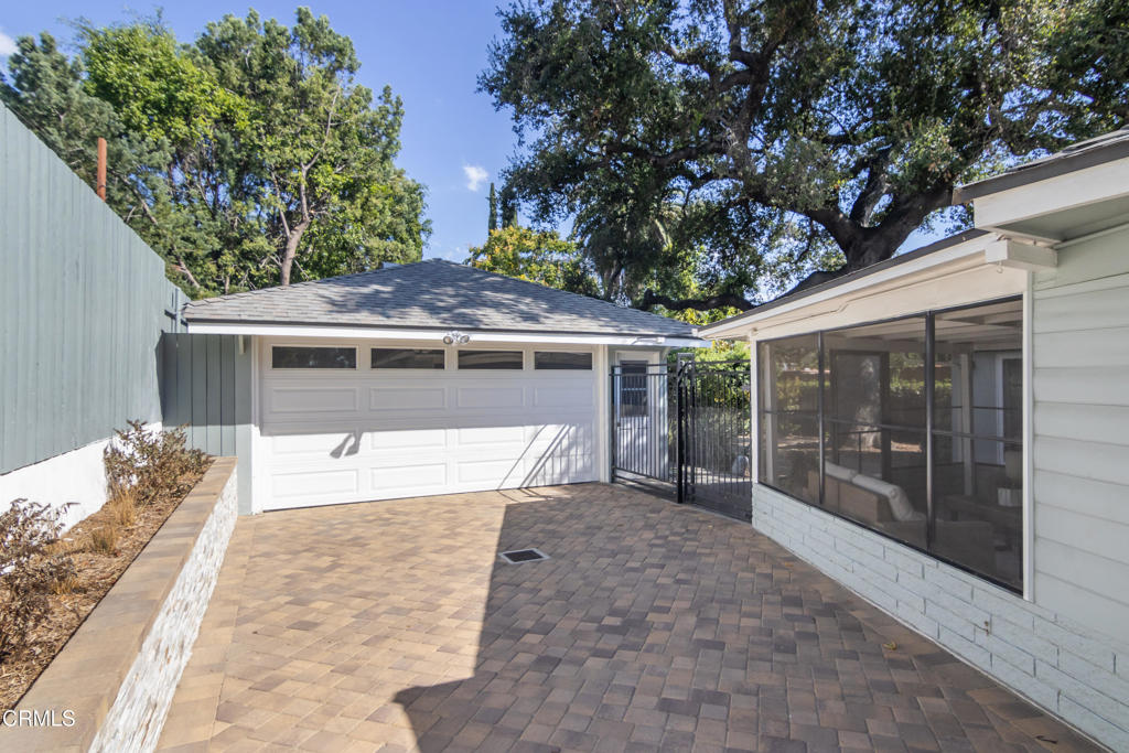 Property photo 31