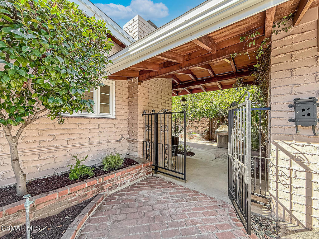 Property photo 11