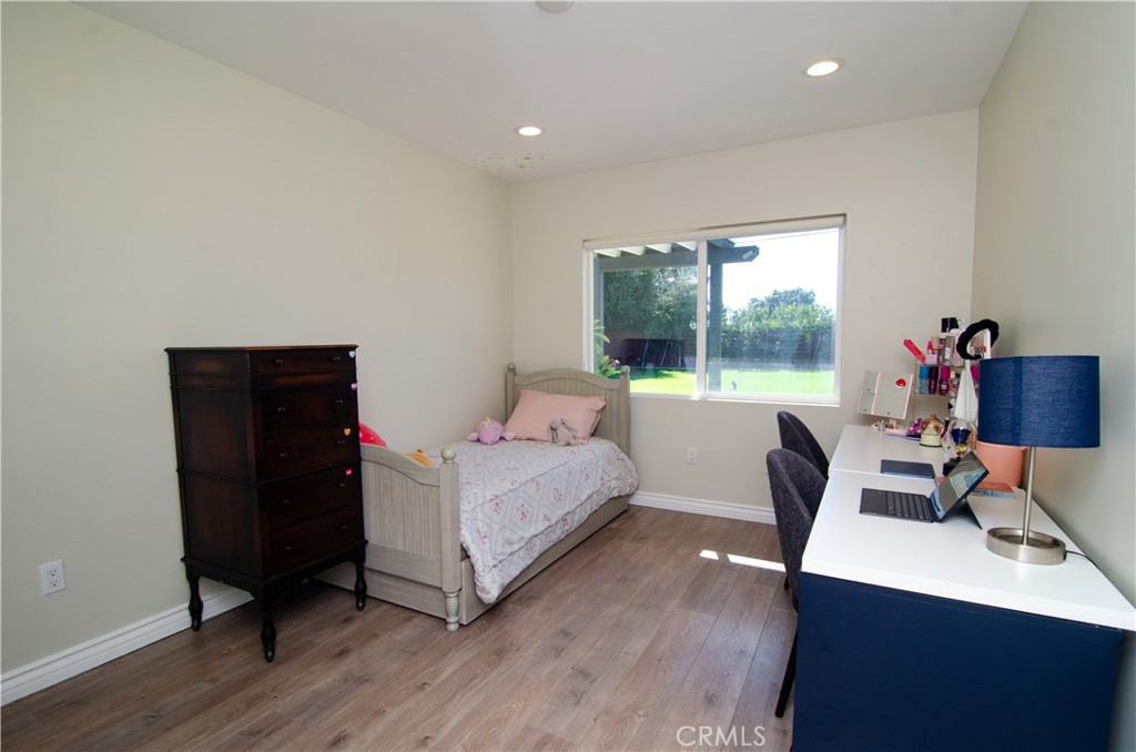 Property photo 34