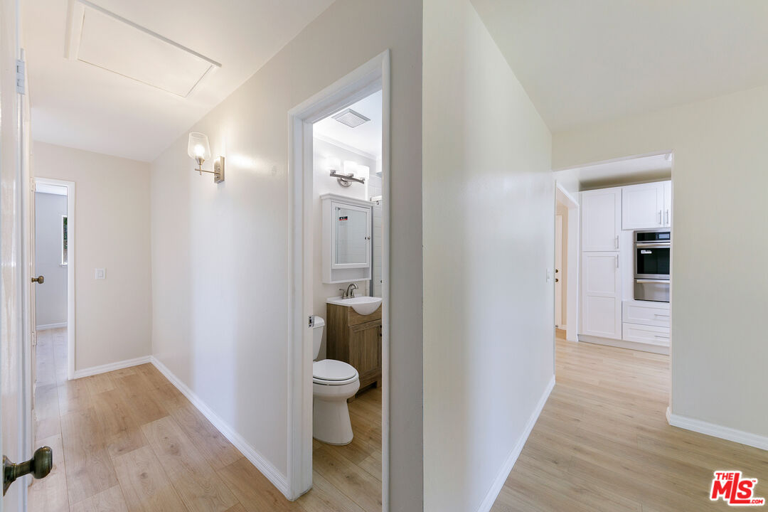Property photo 33
