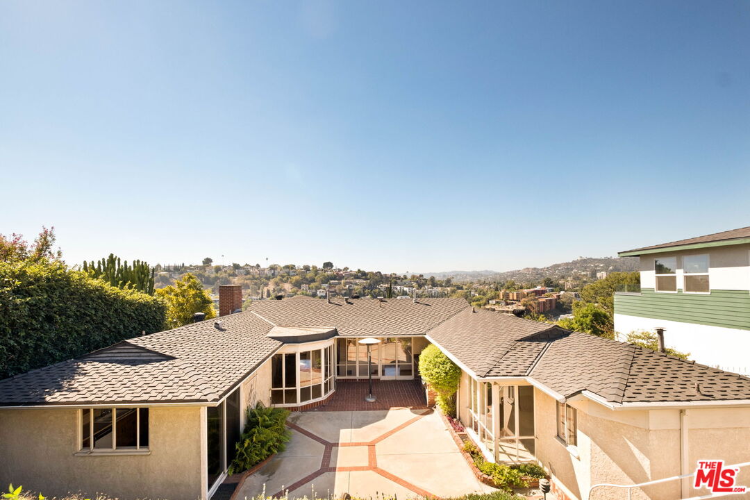 Property photo 37