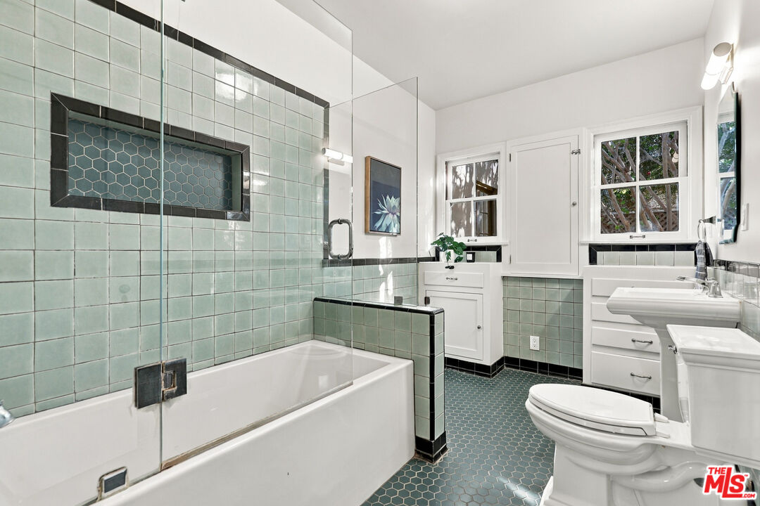 Property photo 42