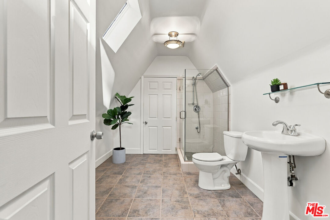 Property photo 45