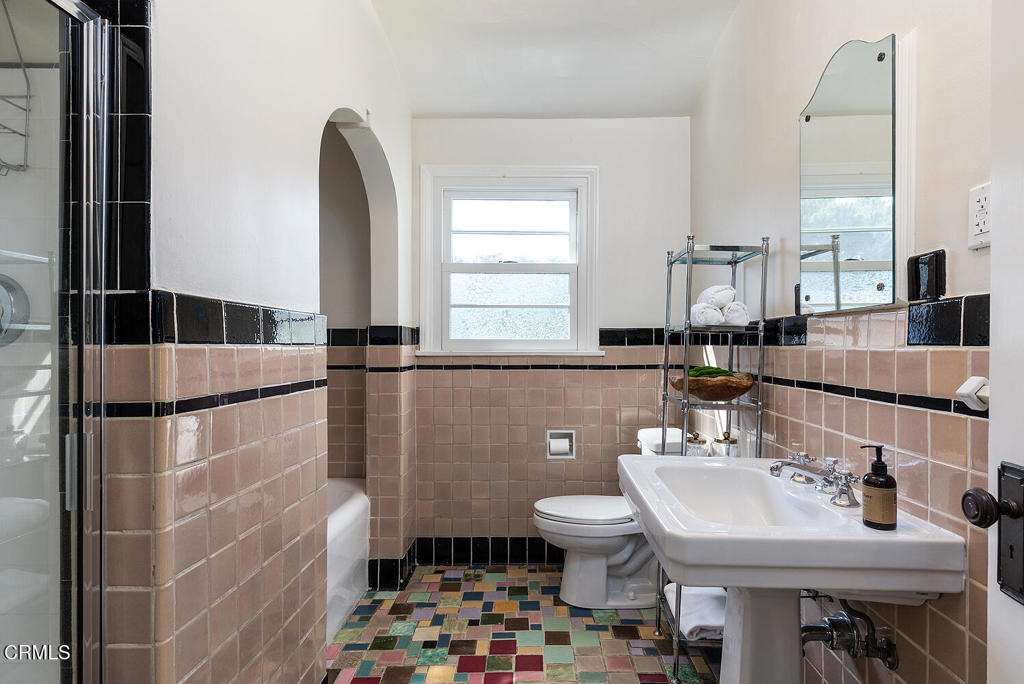 Property photo 35