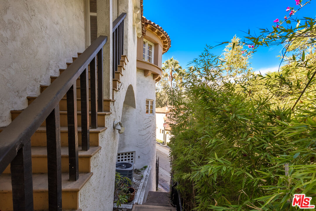 Property photo 40
