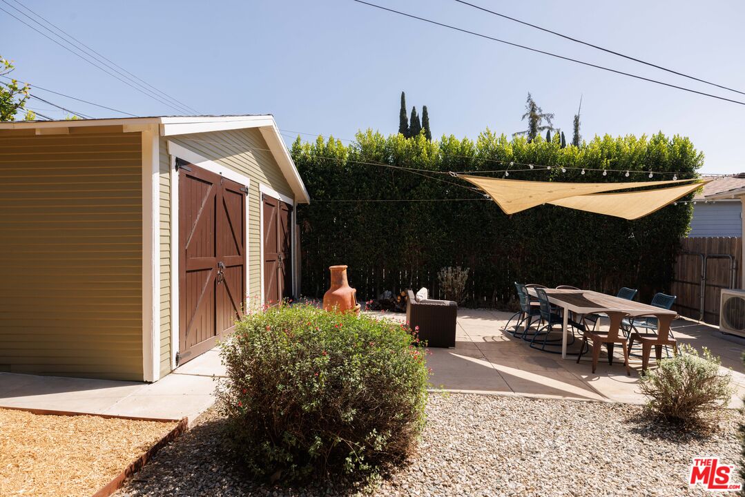 Property photo 32