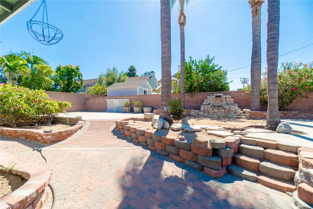 Property photo 38