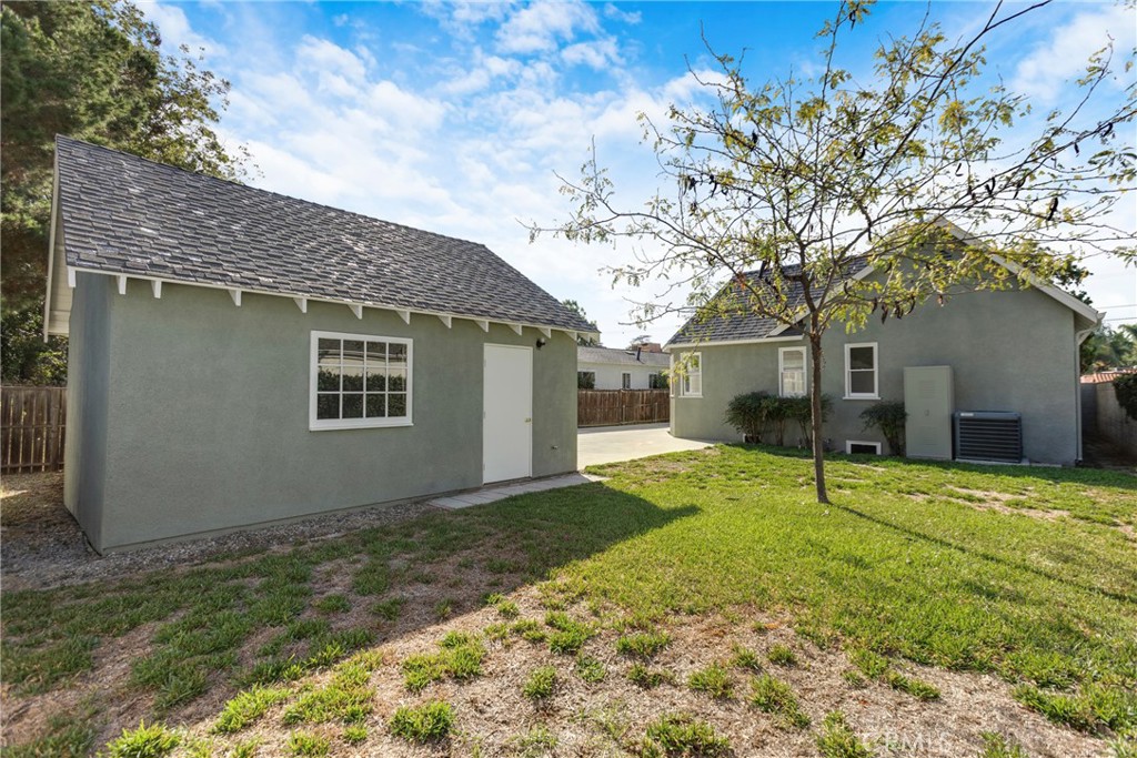 Property photo 32