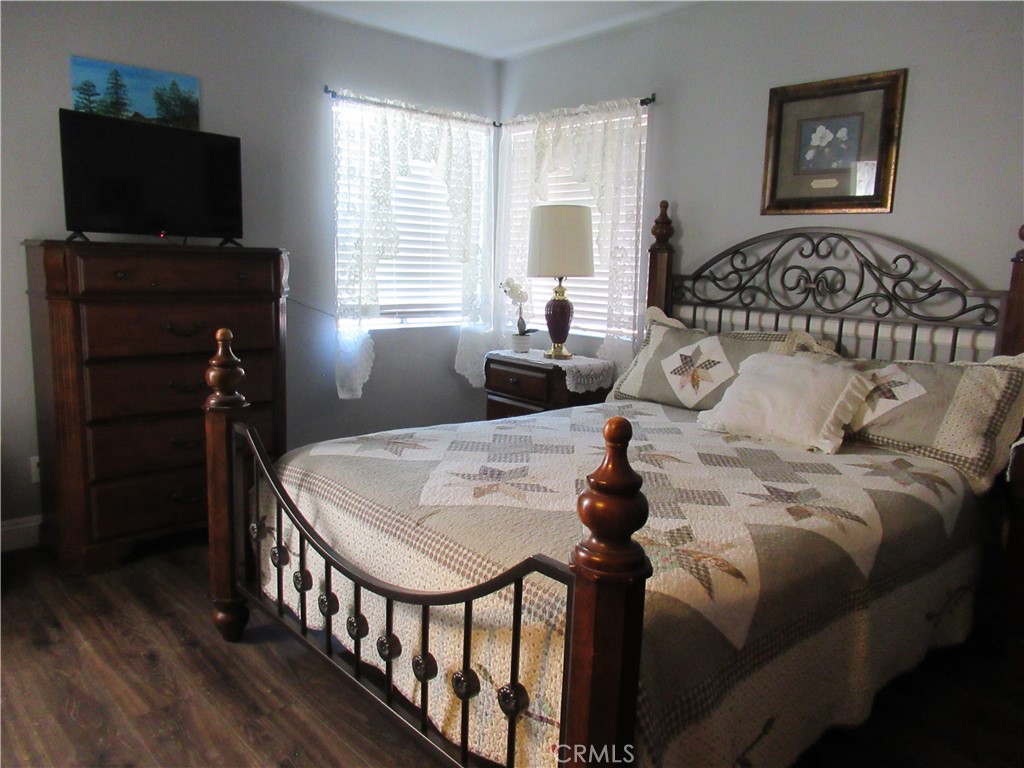 Property photo 28