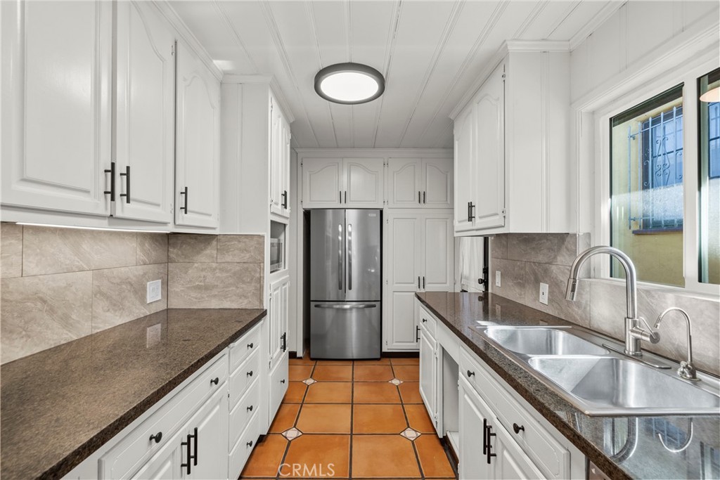 Property photo 25