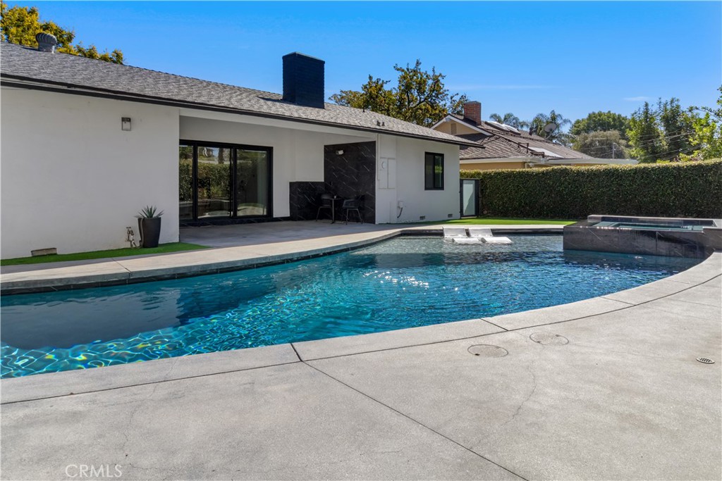 Property photo 47