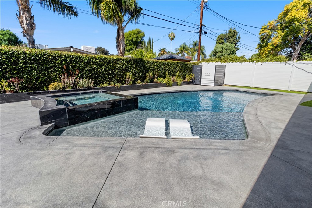 Property photo 51