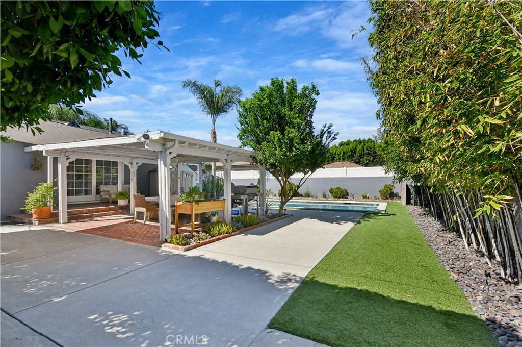 Property photo 25