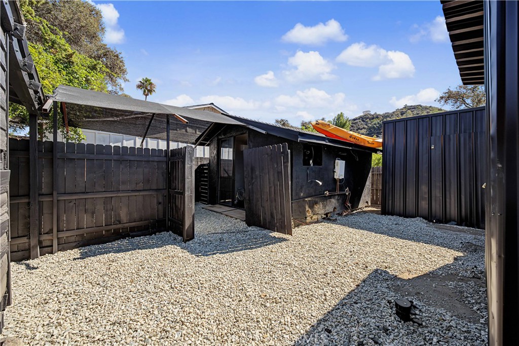 Property photo 35