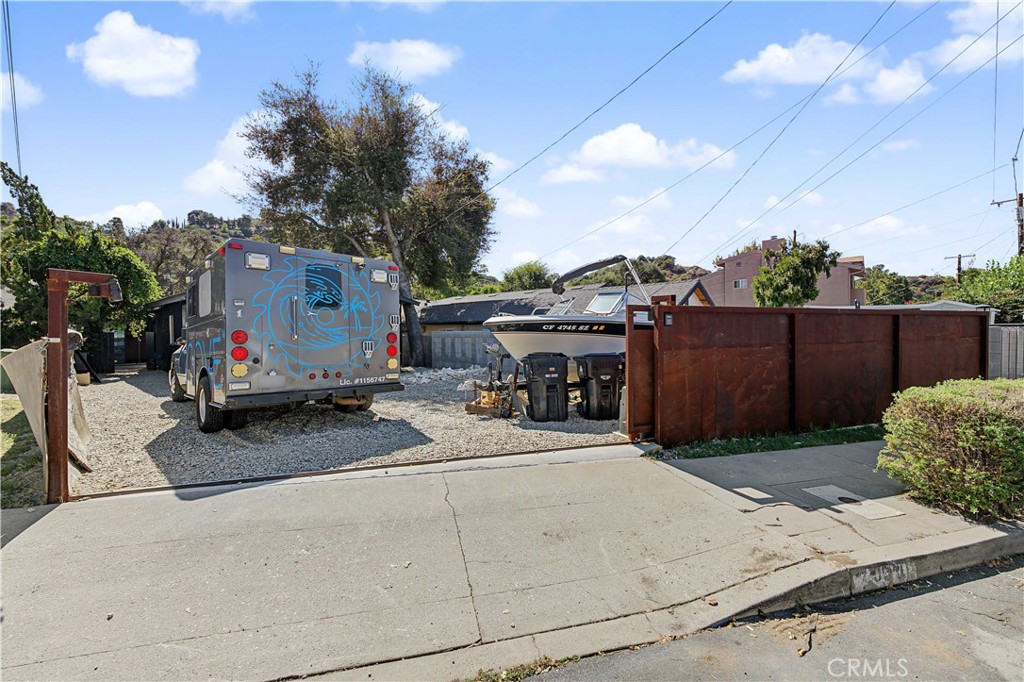 Property photo 42