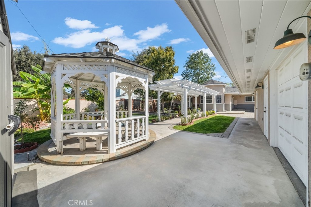 Property photo 46
