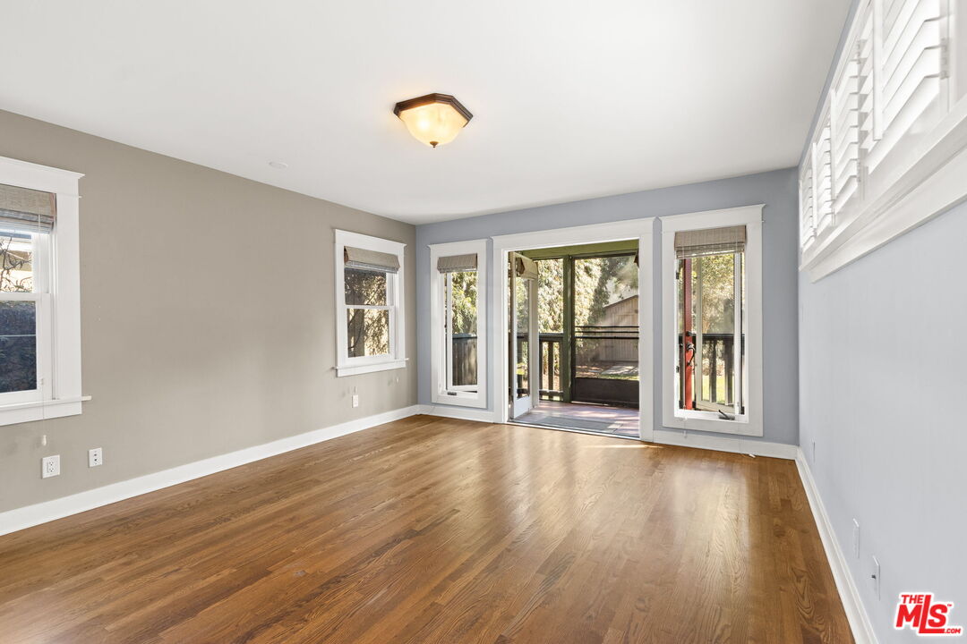 Property photo 35