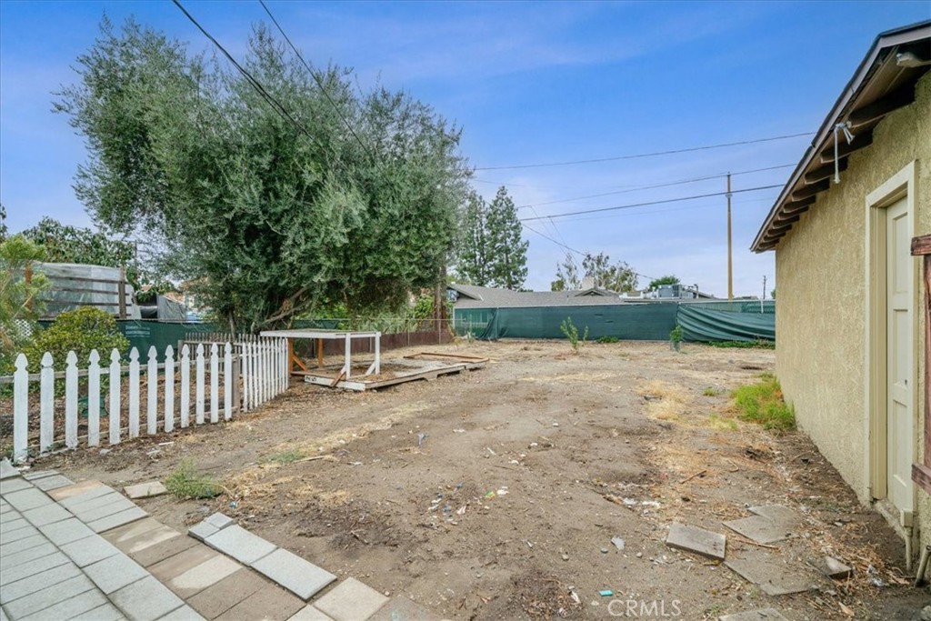 Property photo 38