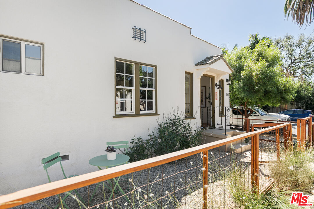 Property photo 28