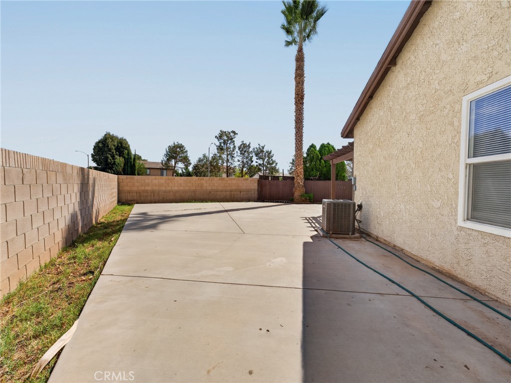Property photo 32