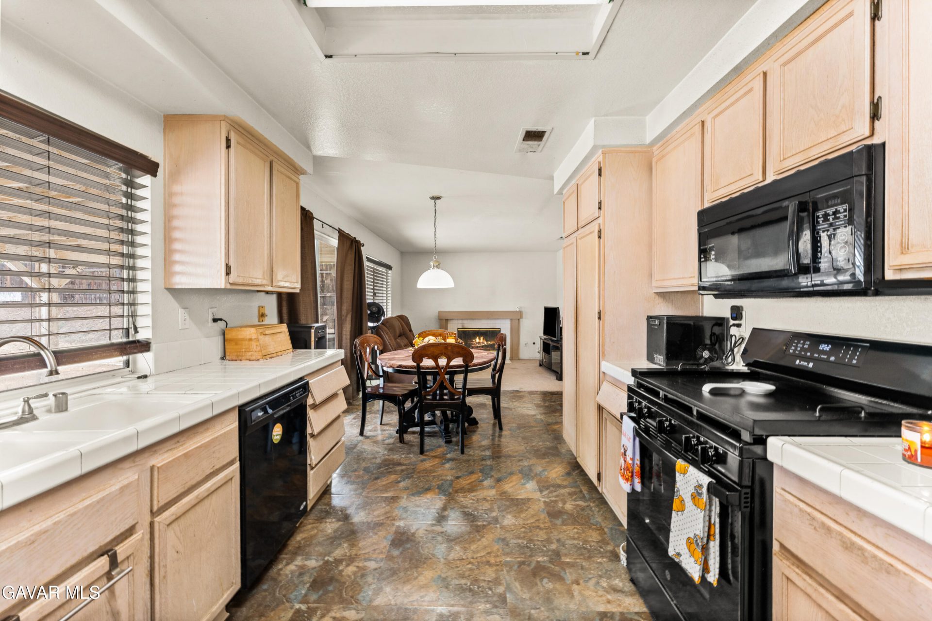 Property photo 28