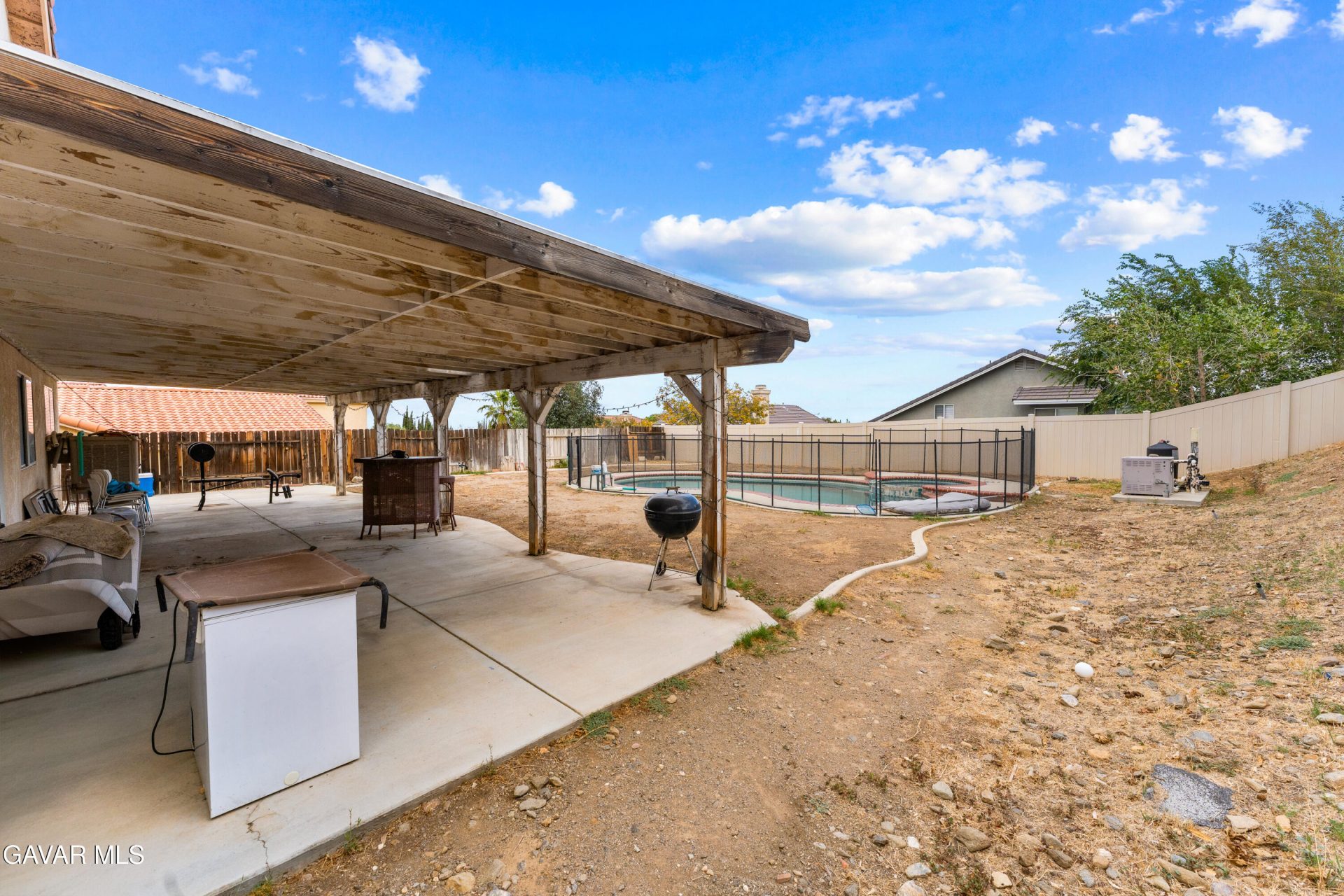 Property photo 38