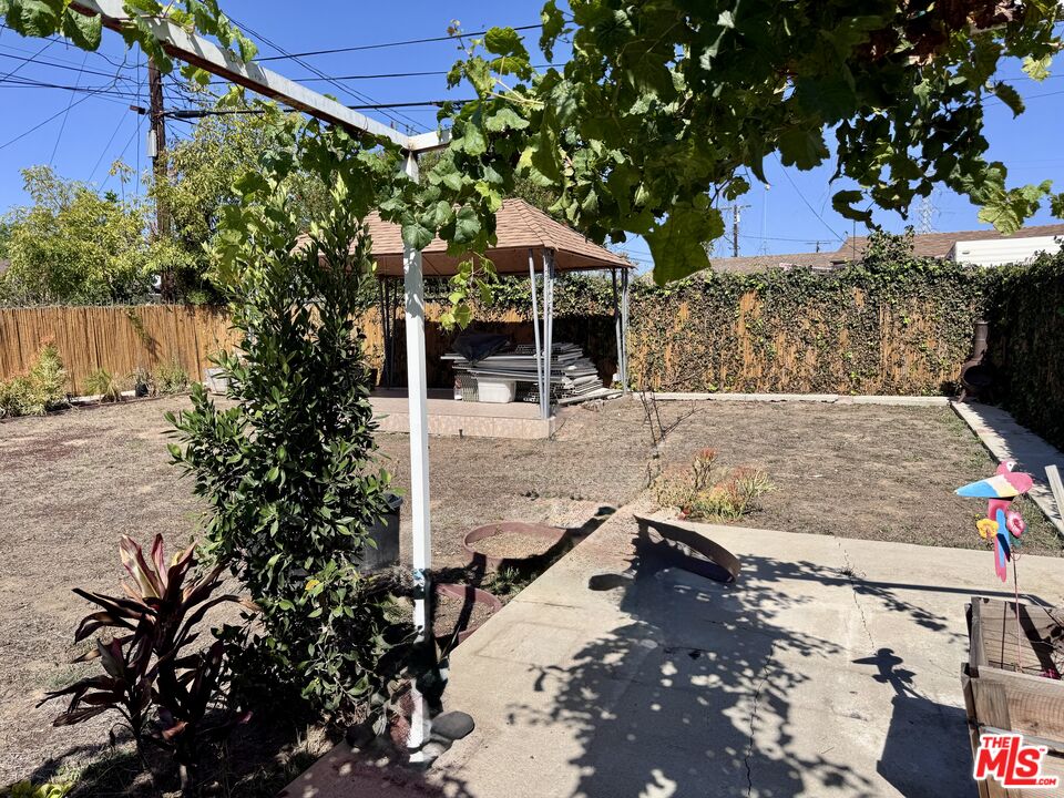 Property photo 24