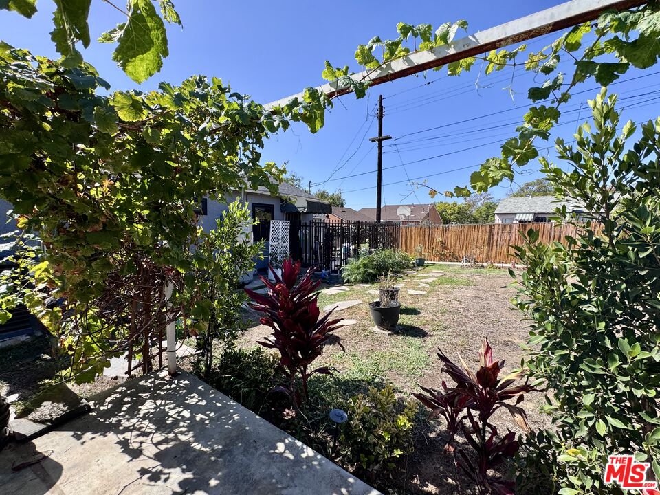 Property photo 25