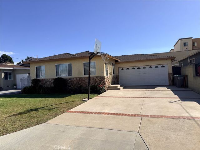 Property photo 38