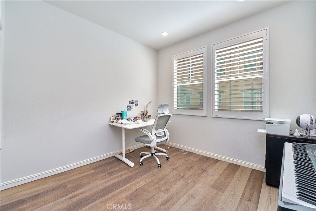 Property photo 28