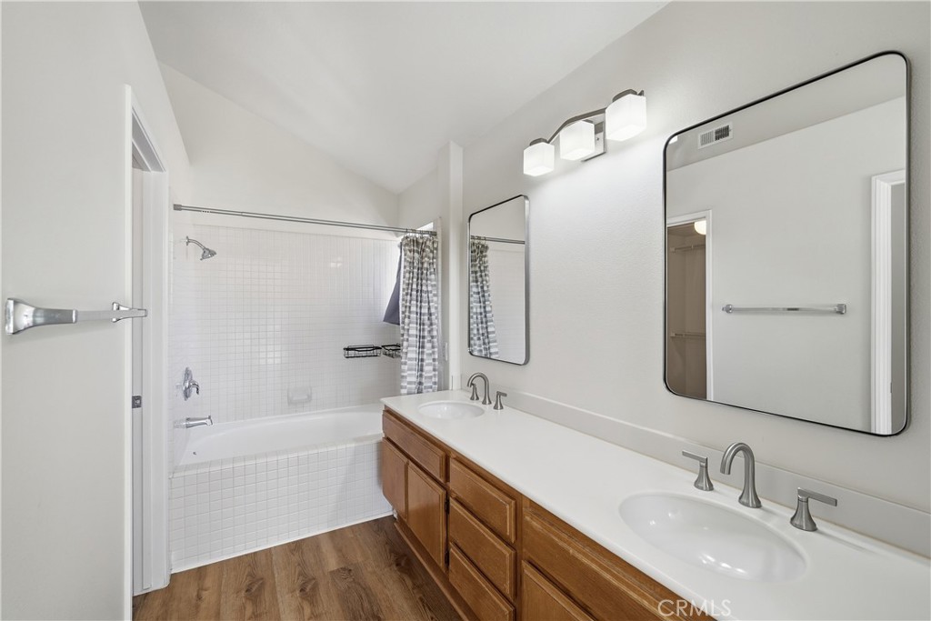 Property photo 50